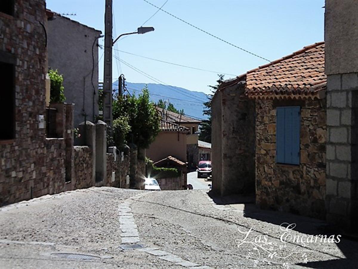 Las Encarnas Braojos de la Sierra Esterno foto